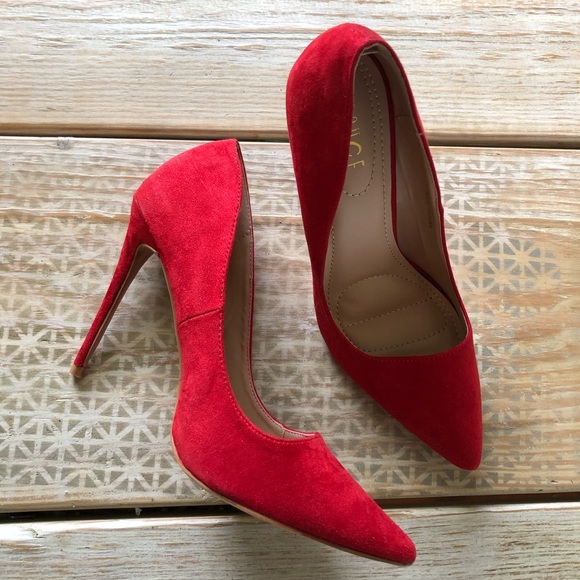 RED high heel , sexy - Picture 3 of 4